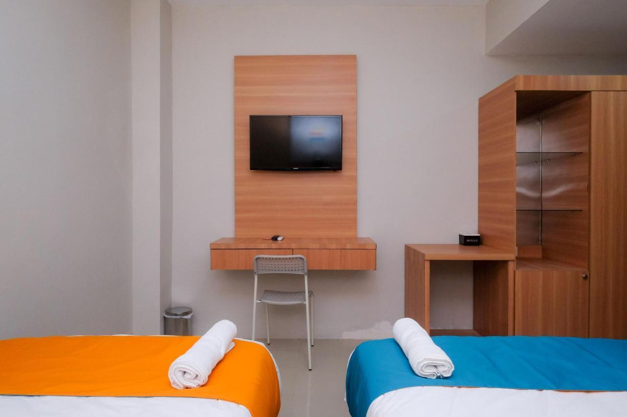 Sans Hotel Tiga Putri Semarang By Reddoorz Dış mekan fotoğraf